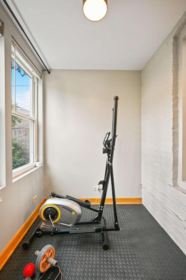 2 Bed Apt W/ Office, Free Parking, Near Wrigley Chicago Exteriör bild